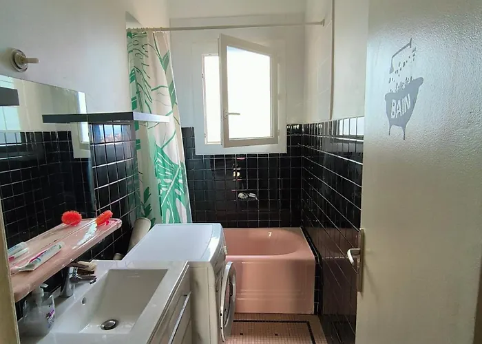 Cosy Proche De La Gare Quarto em Acomodações Particulares