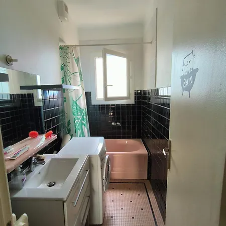 Cosy Proche De La Gare Privatunterkunft